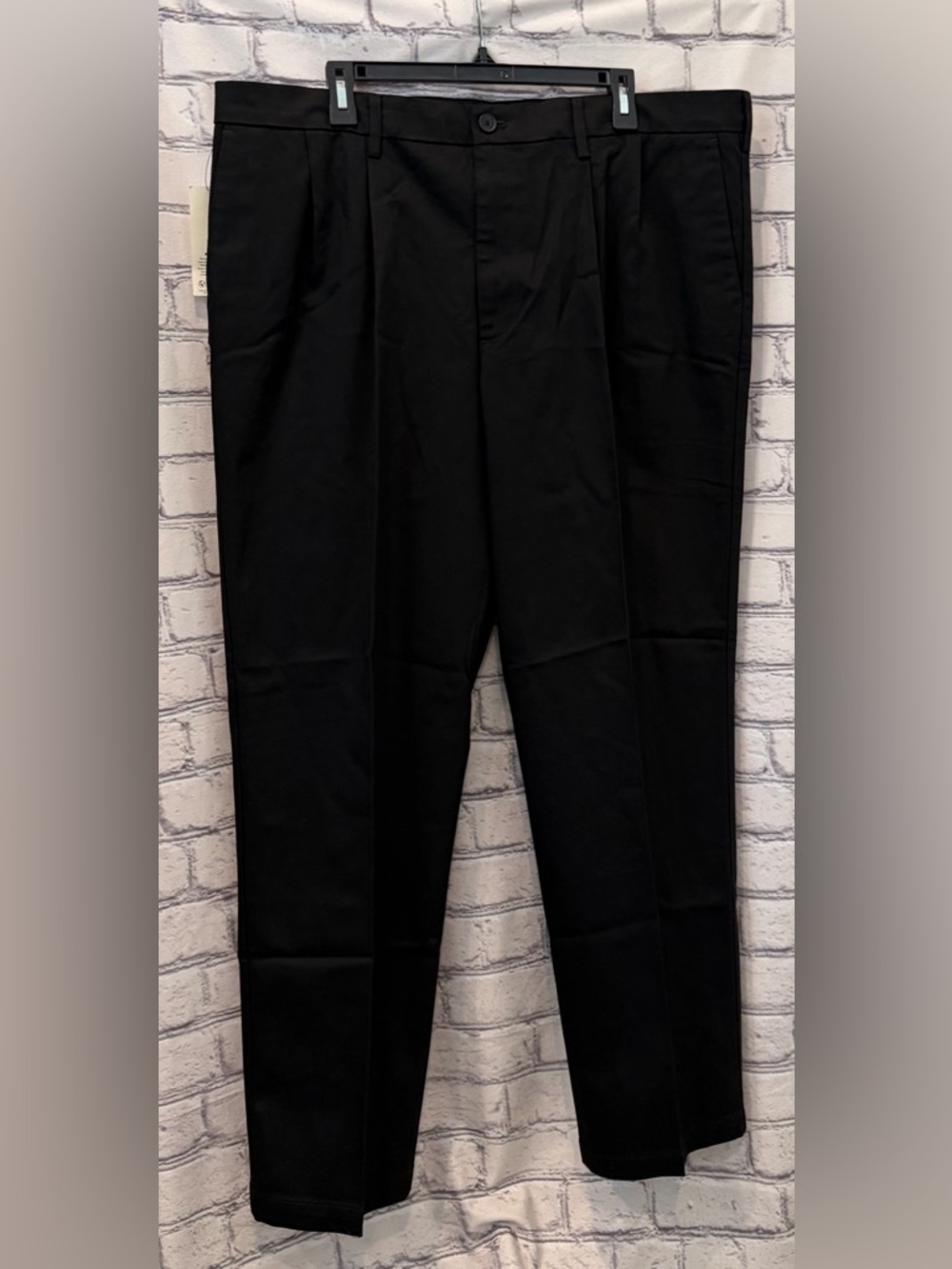 Dockers :40/32 Black Lux Cotton Stretch Pleated Dress Pants